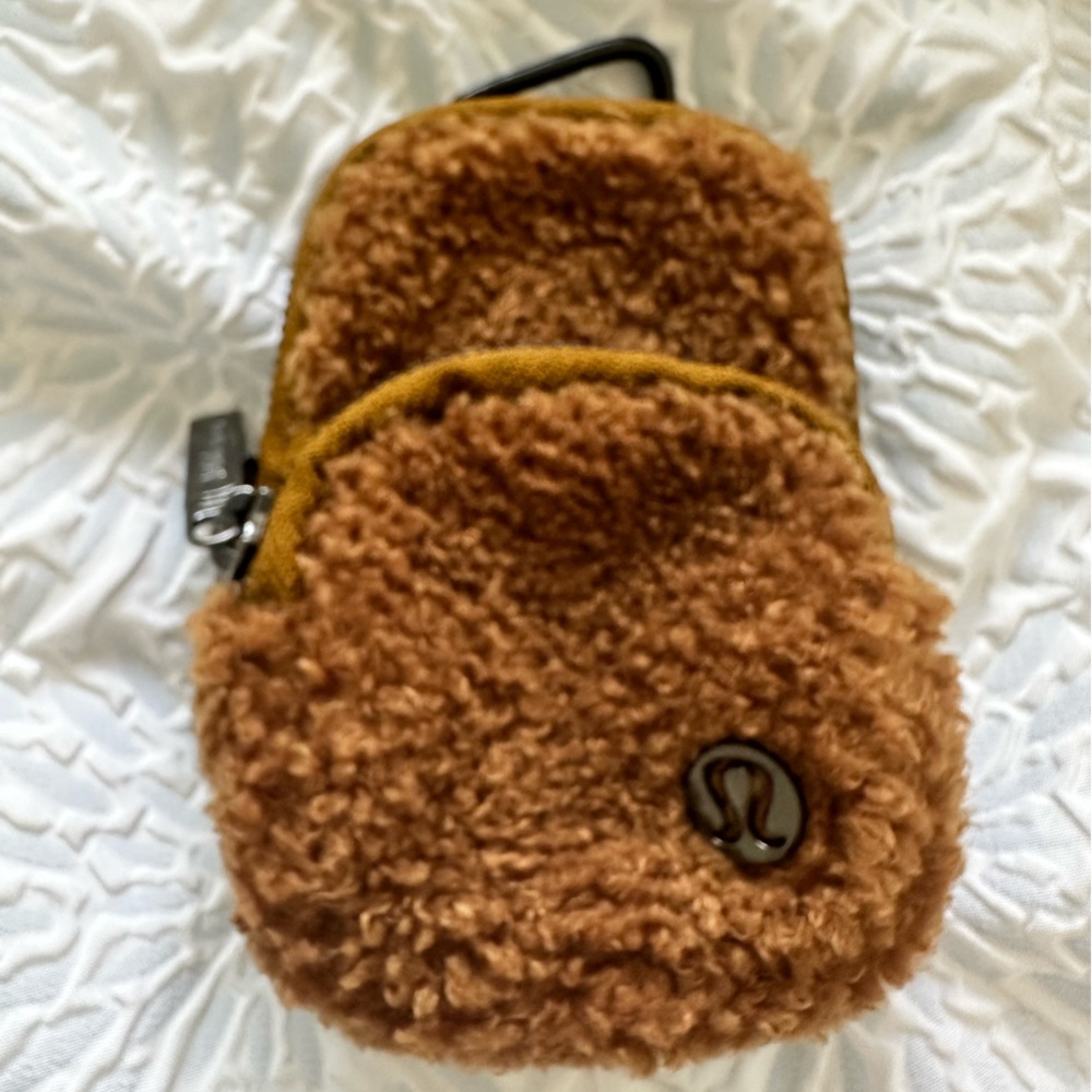 Lululemon Nano Clip-on Fleece Backpack